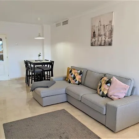 R23 Lagos 2 Bedroom Flat Apartment *