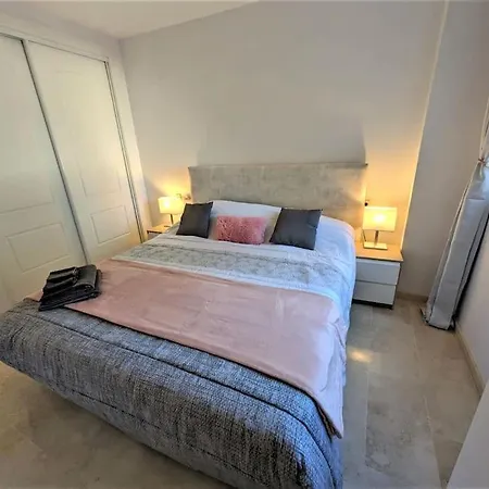 Apartment R23 Lagos 2 Bedroom Flat Marbella